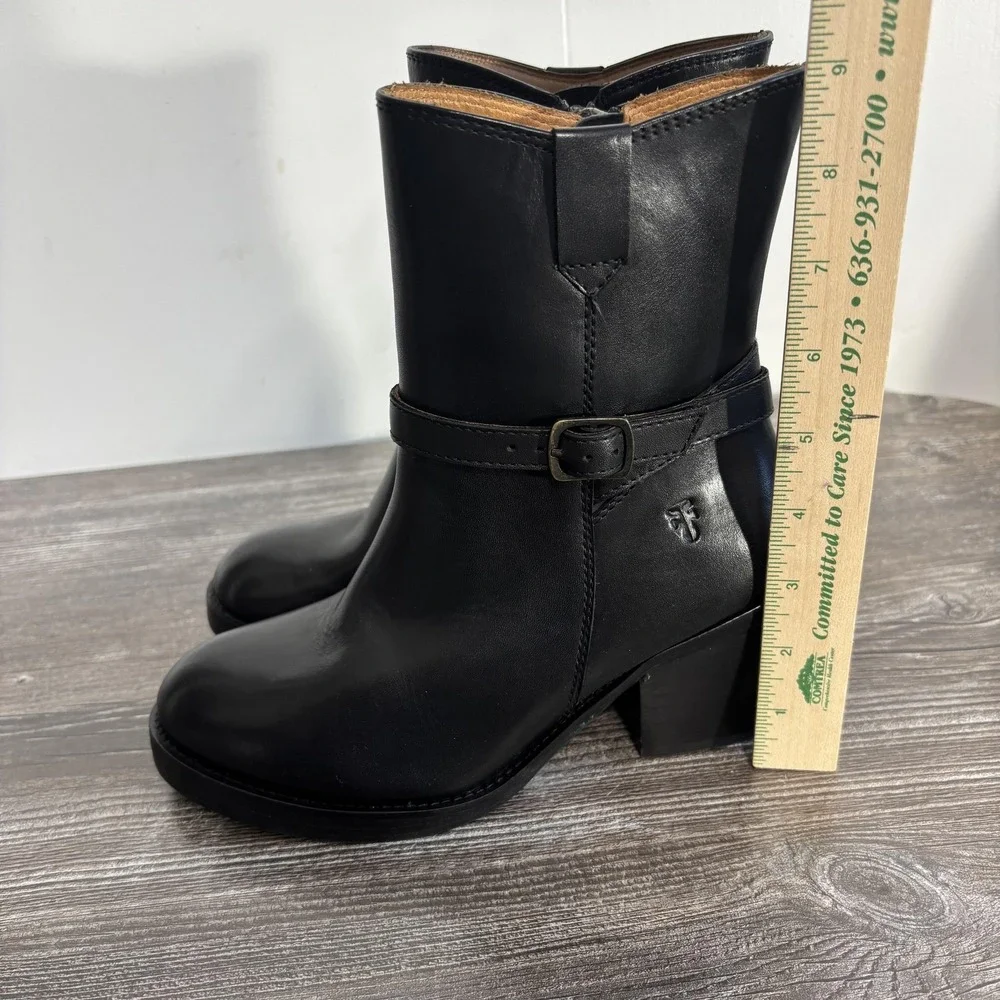Frye lily boots